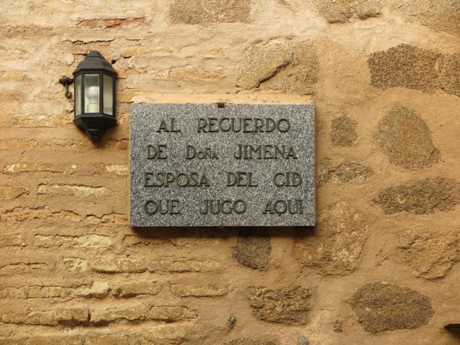 Sol Y Luna 